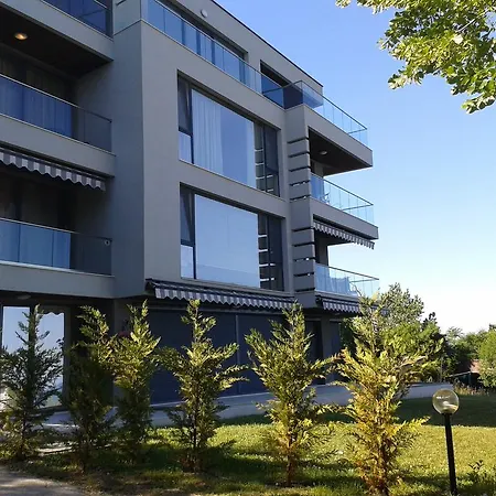 Magnolia Sea View Apartment Goldstrand