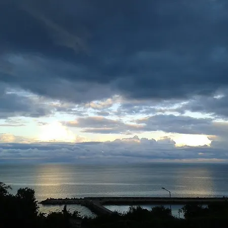 Magnolia Sea View アパート