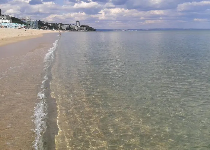 Magnolia Sea View Zlate písky